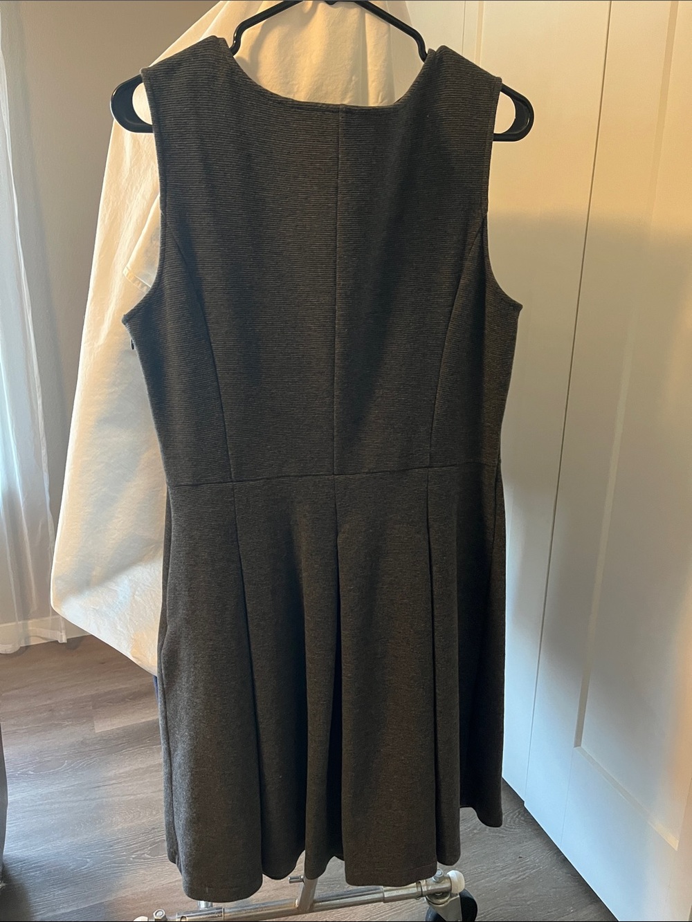 Uniqlo Sleeveless Dark Brown Midi Dress